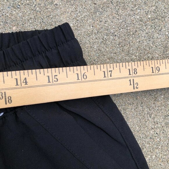 MONDETTA Black Shorts MED Womens Lounge Pockets Bottoms Elastic Waist - Picture 7 of 8